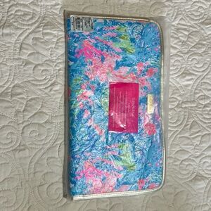 Lilly Pulitzer travel organizer case in Fished my wish print New NWT